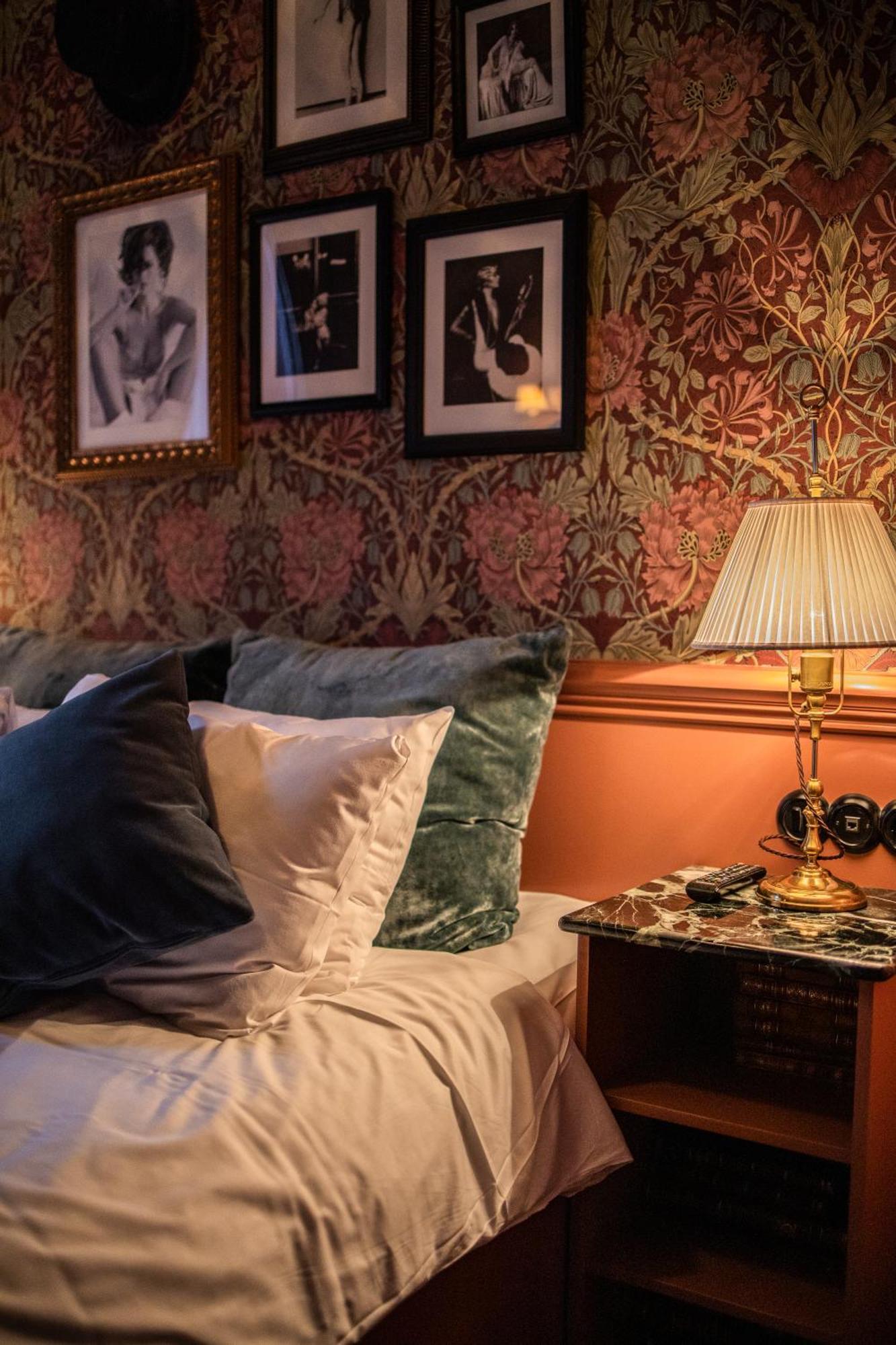 Petite Double Room