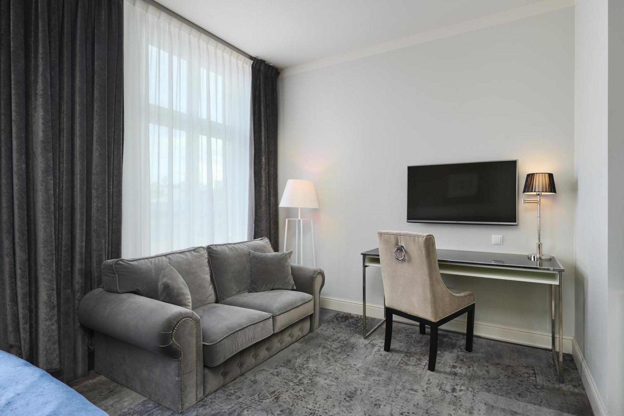 Premium Room