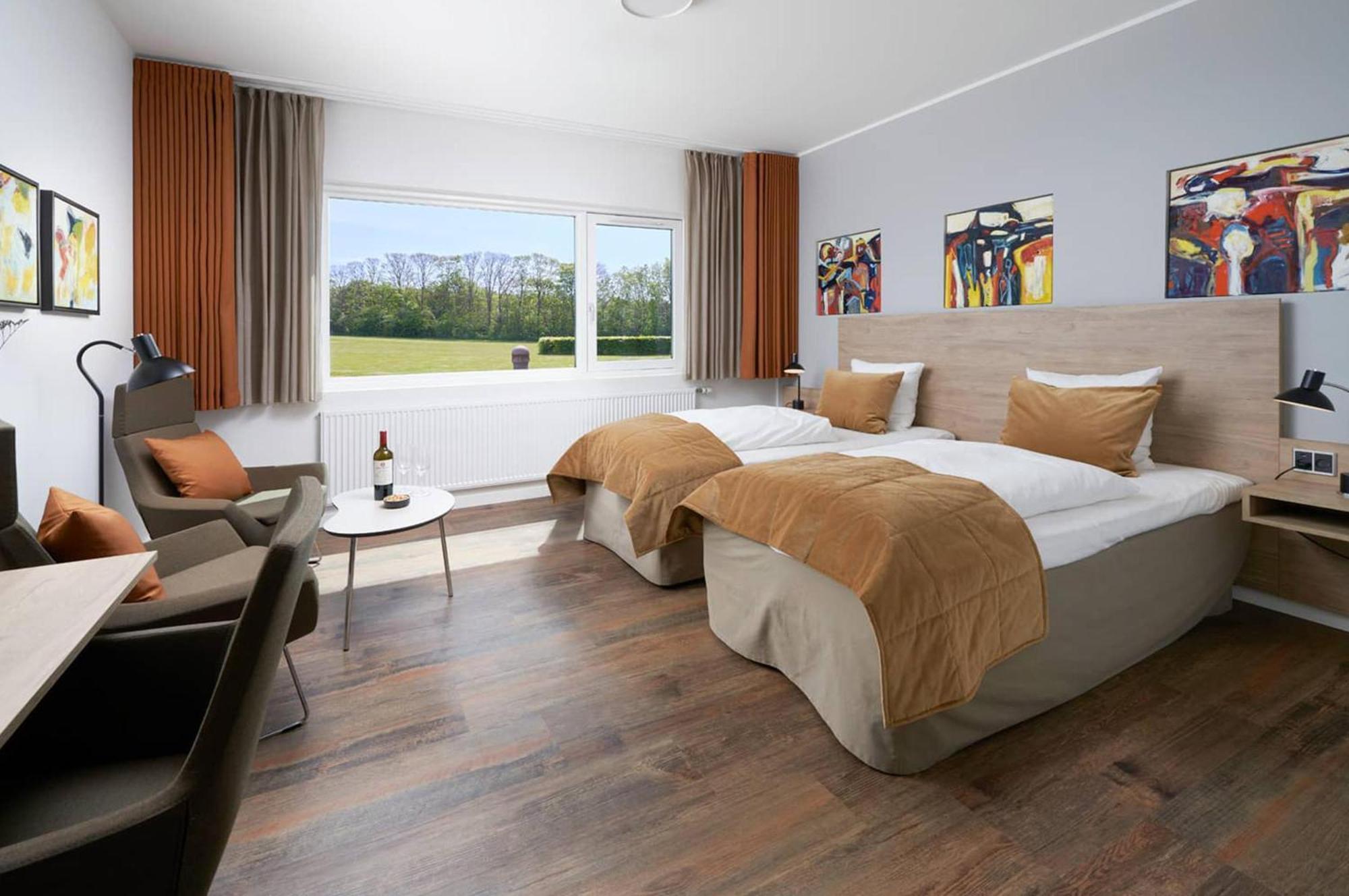 Superior Twin Room - Non-Smoking