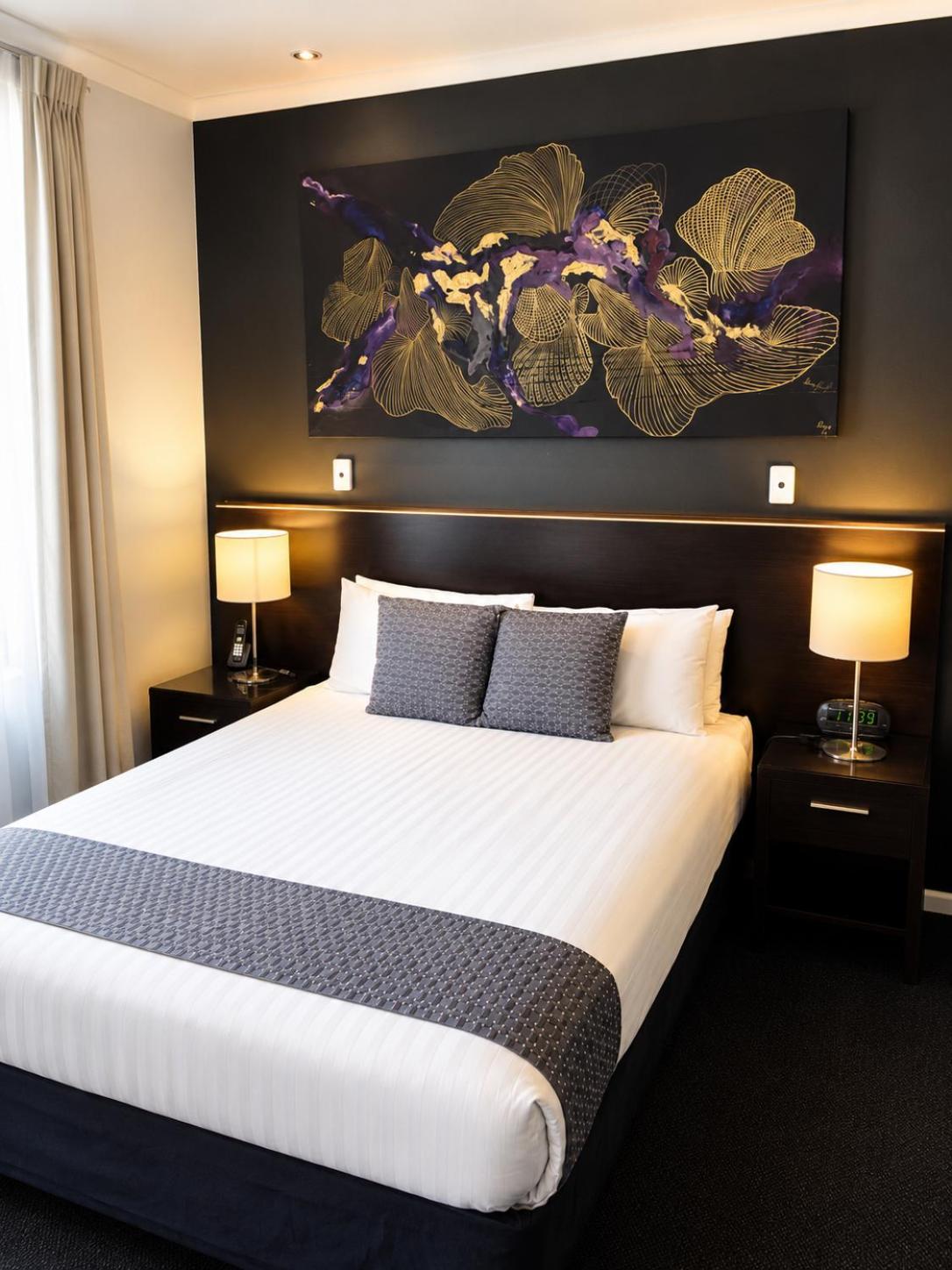 Classic Queen Room