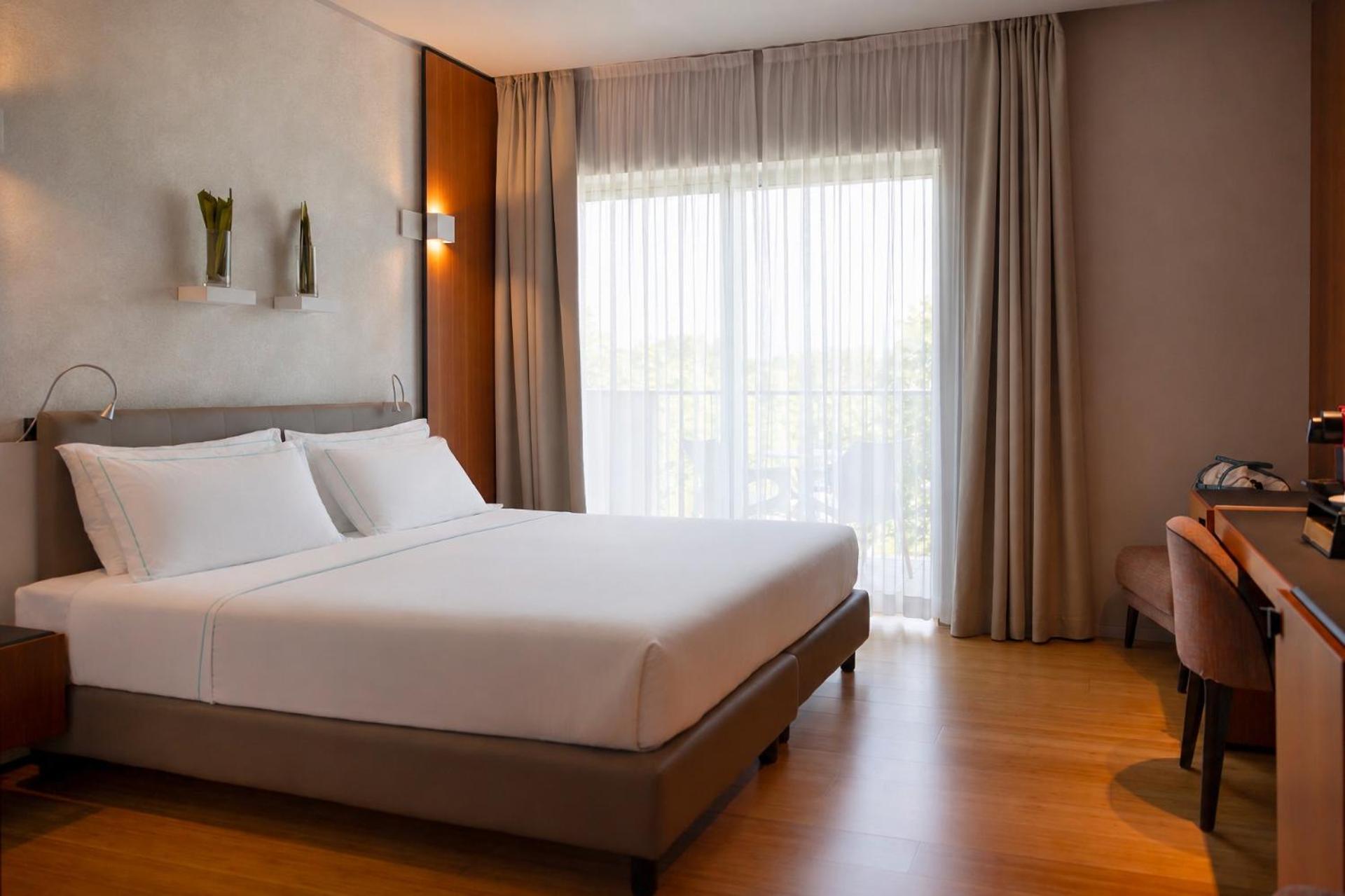 Deluxe Double or Twin Room Balcony Spa Access,1773387964:JPEG