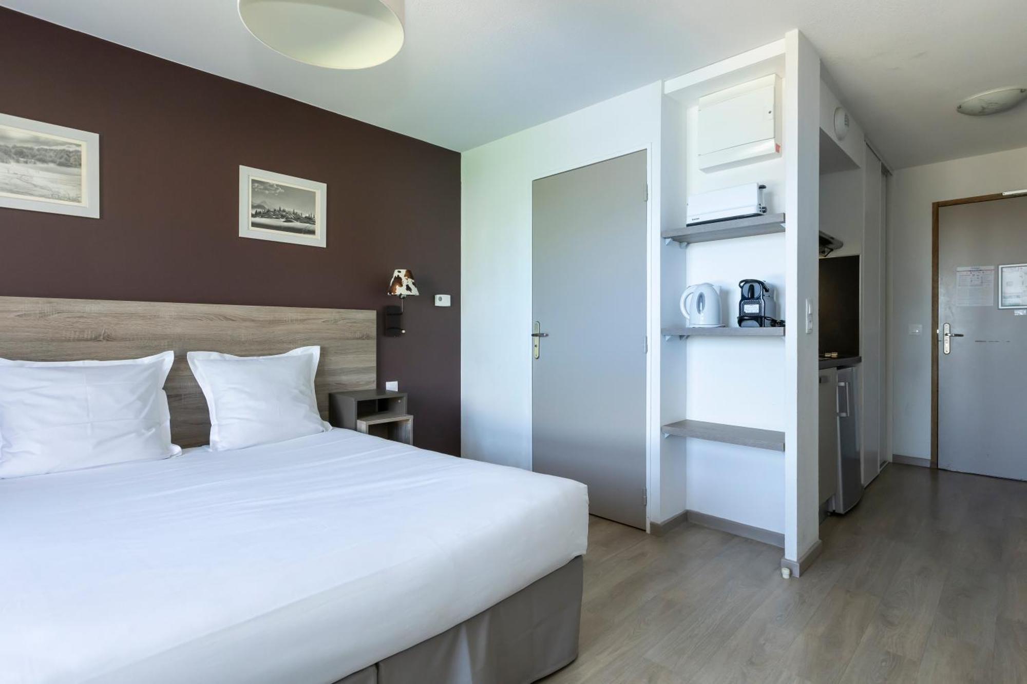 Studio Apartment,1773926521:JPEG