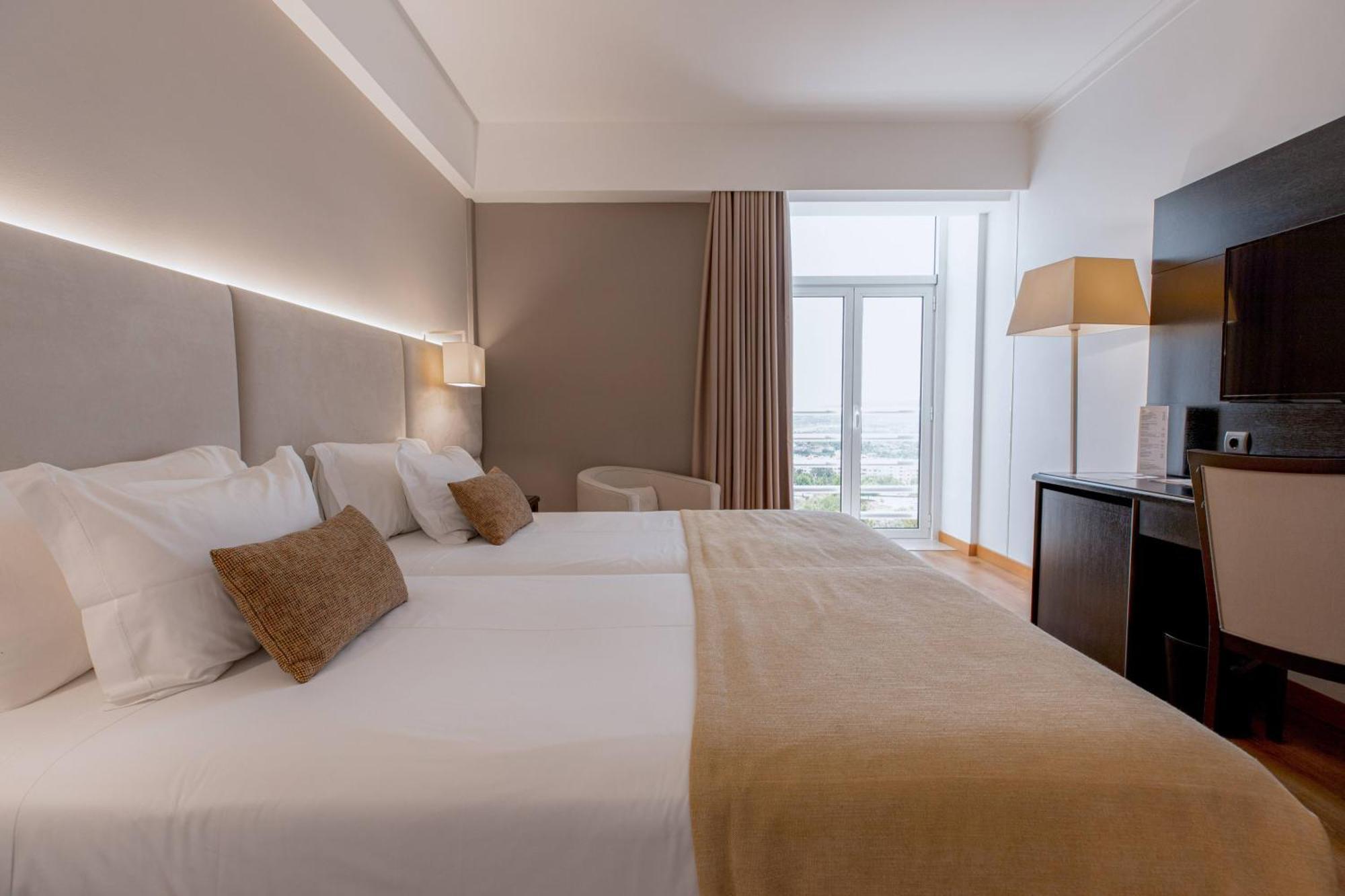 Standard Twin Room,1774419341:JPEG