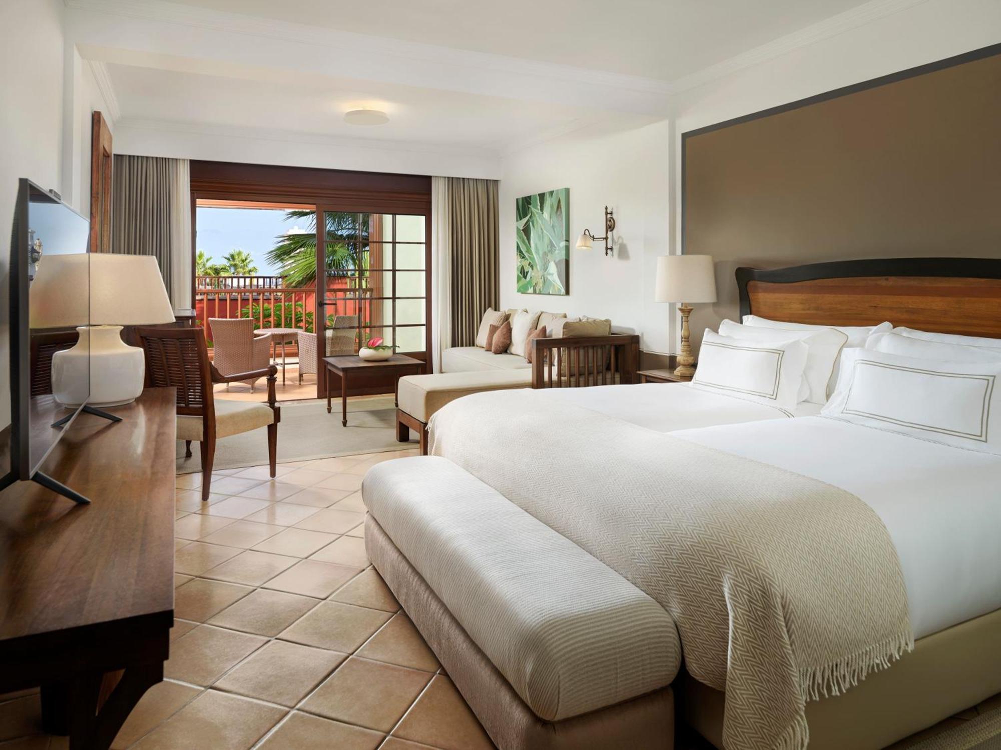 Premier Room,1774454111:JPEG