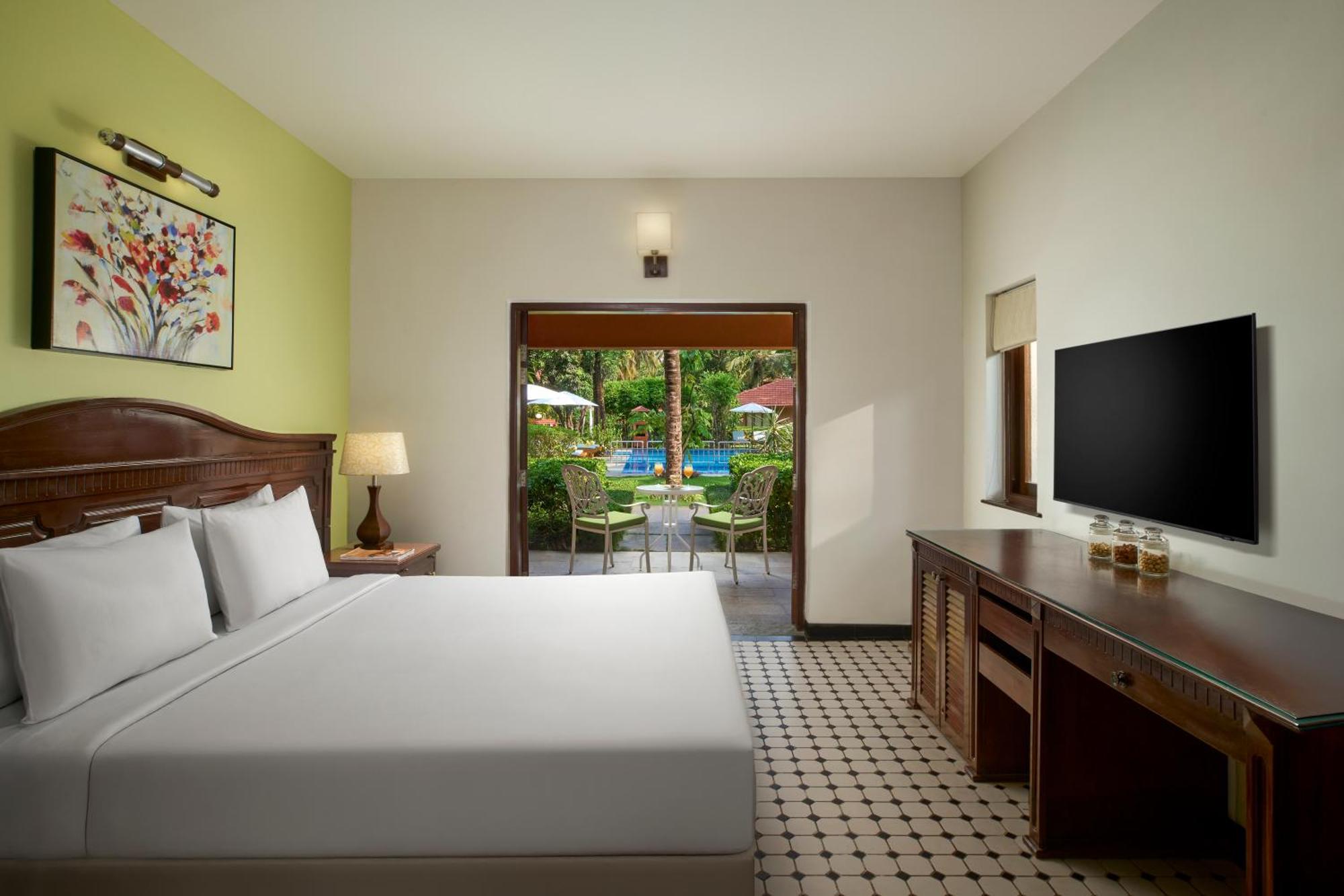 Executive Villa Pool view with twin bed - 4 pints of beer bucket per stay -10% Disc on Food & Beverages, Laundry and SPA