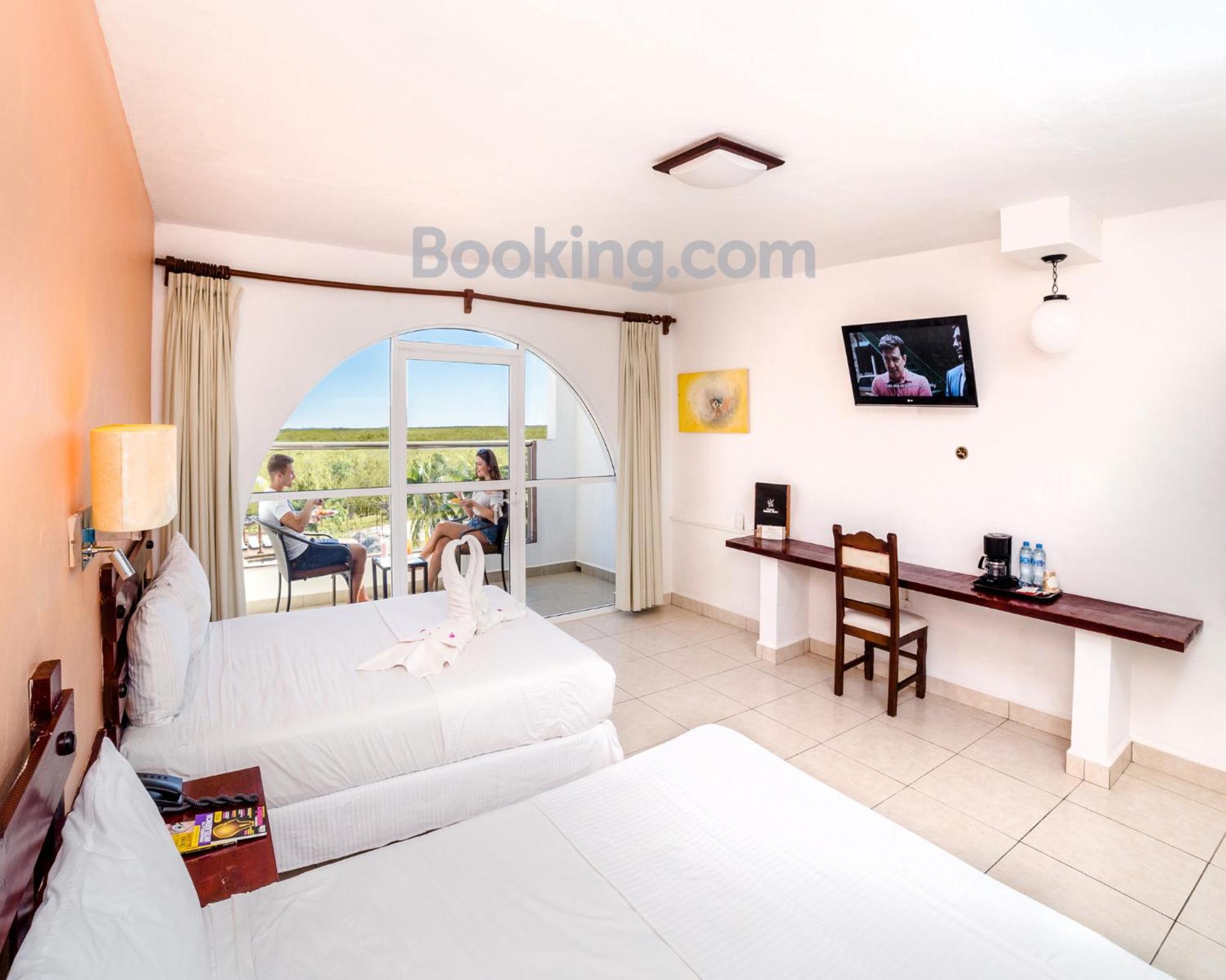 Doppelzimmer mit Poolblick