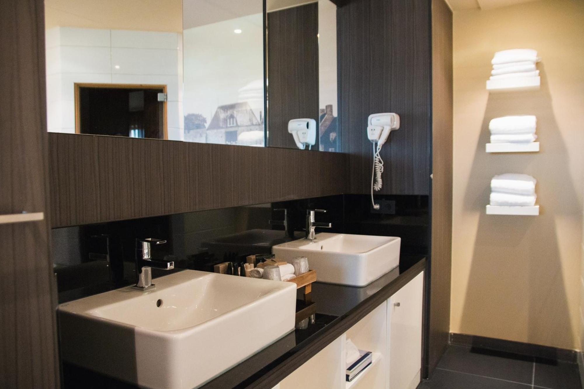 Coral Suite Sauna