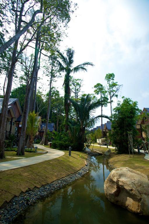 Garden Family Villa