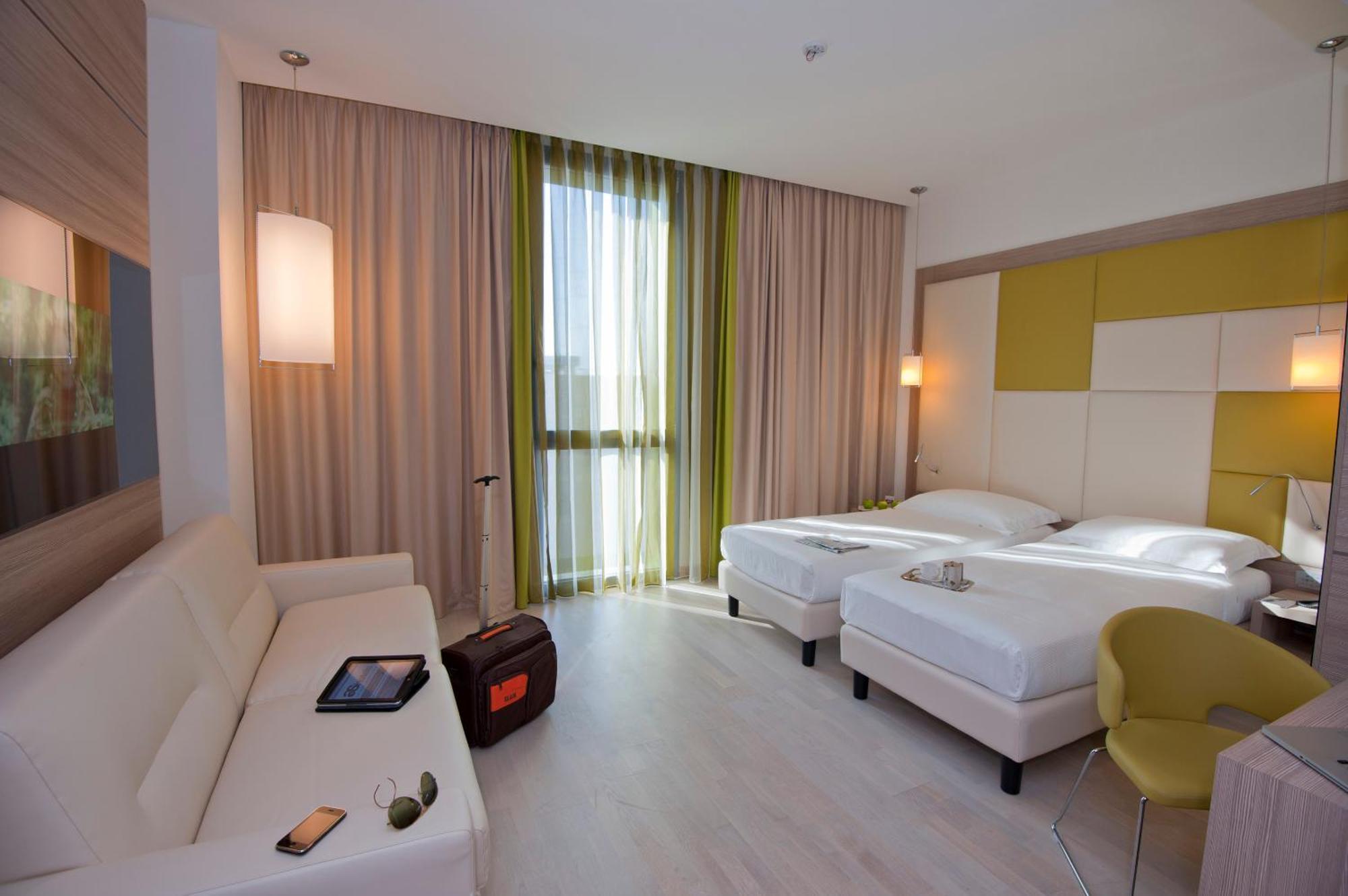 Triple Room,181673244:JPEG