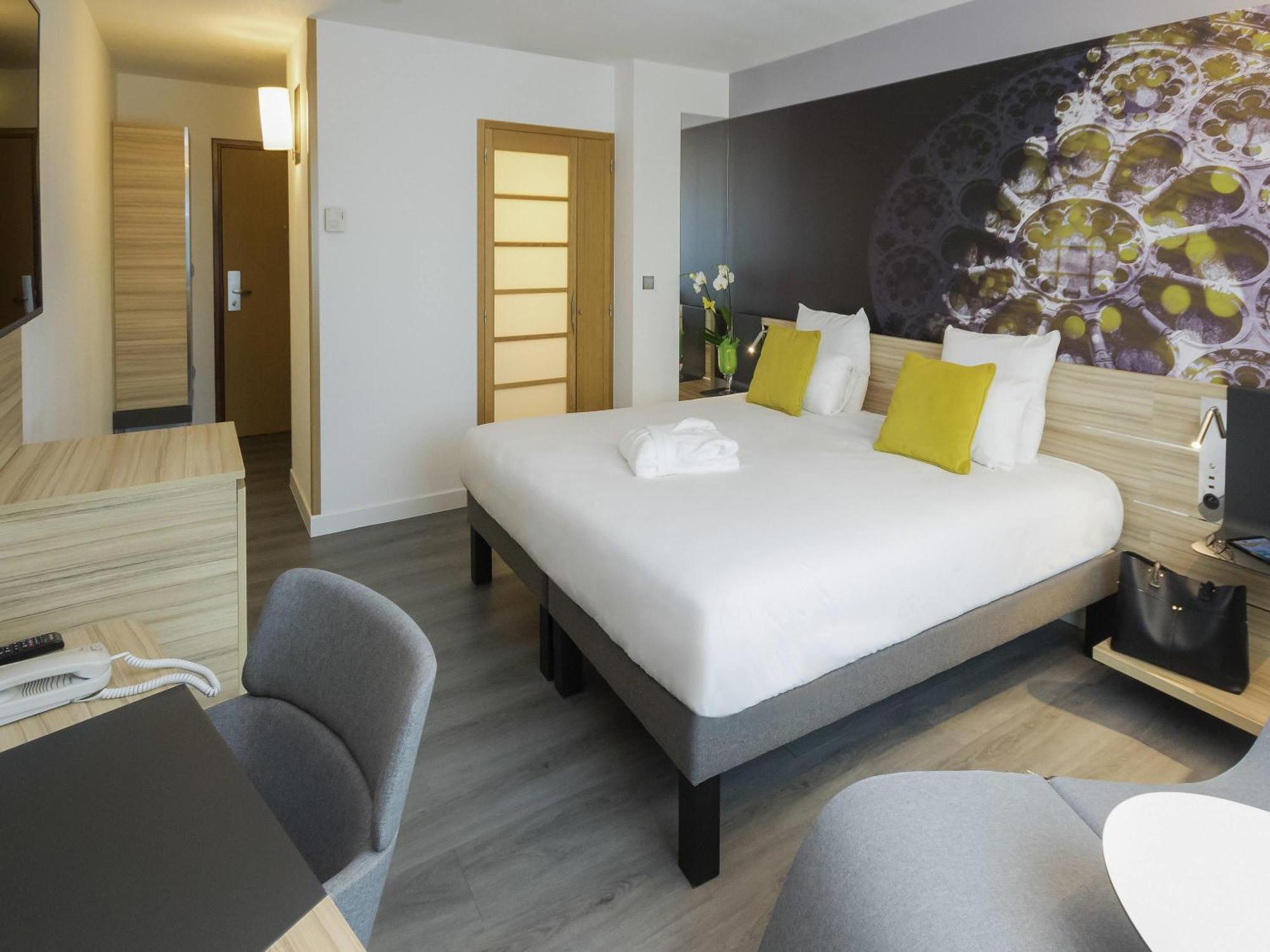 Executive King Room