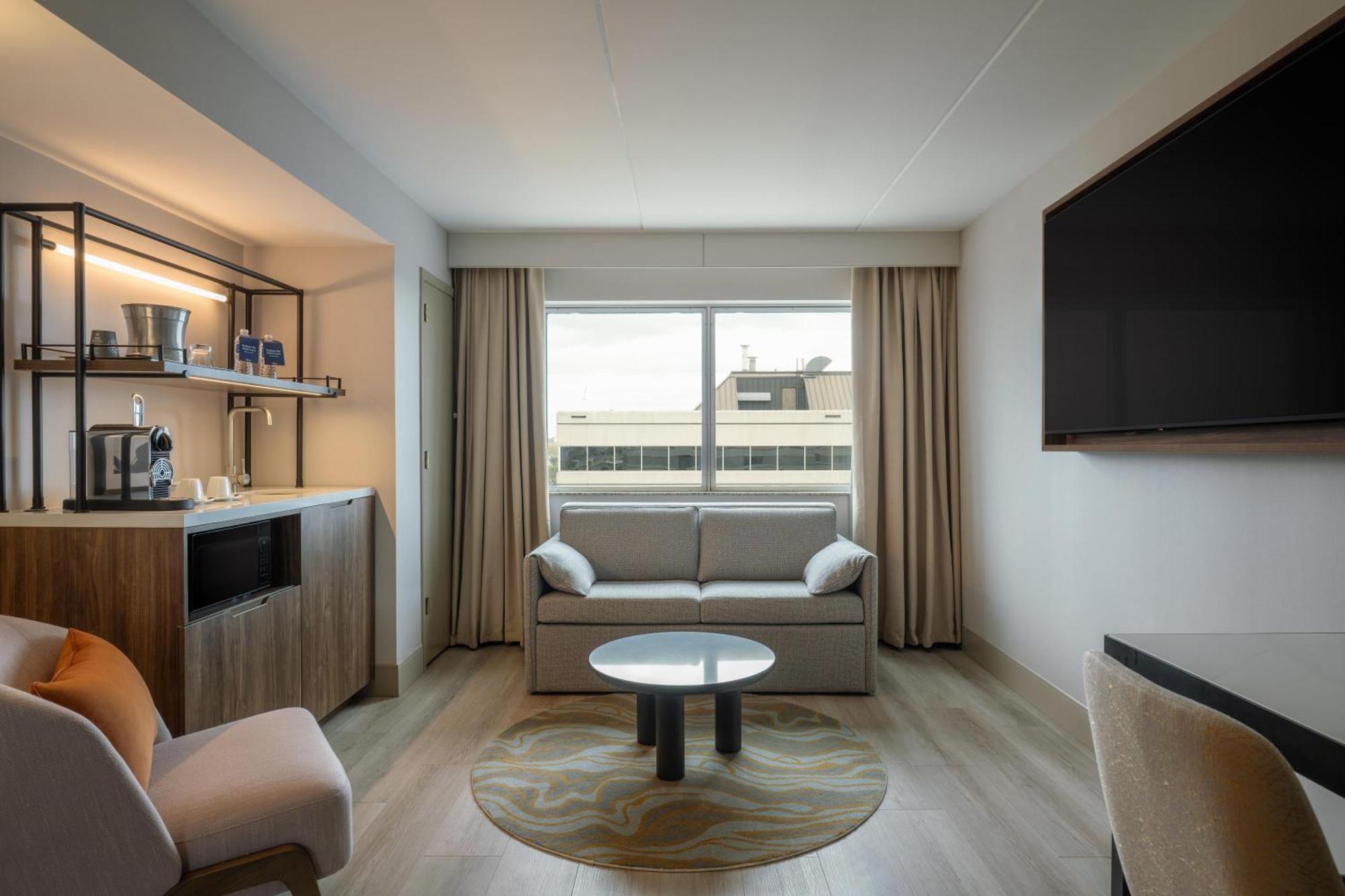 One-Bedroom Suite Two Double Beds