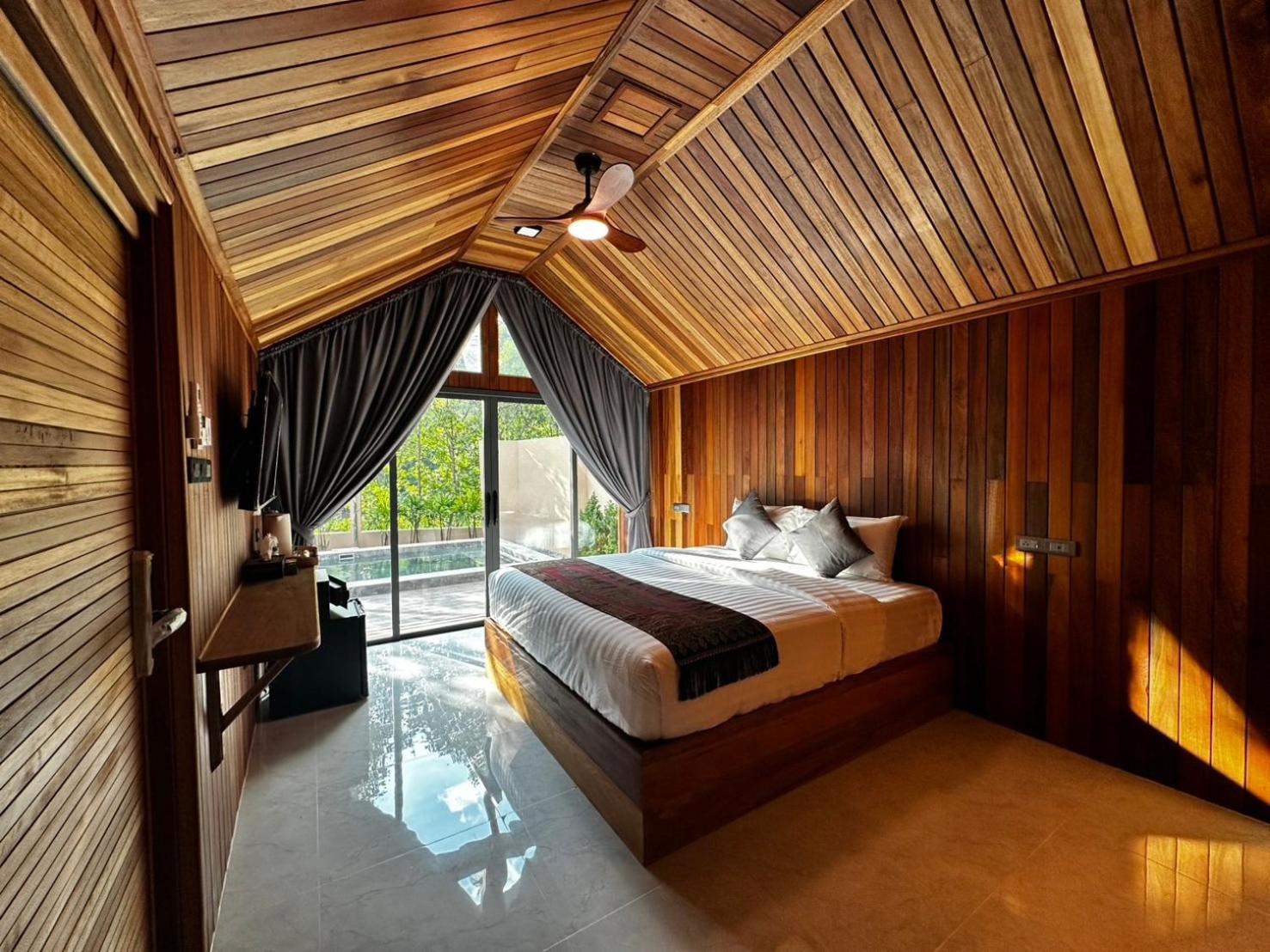 Superior Villa