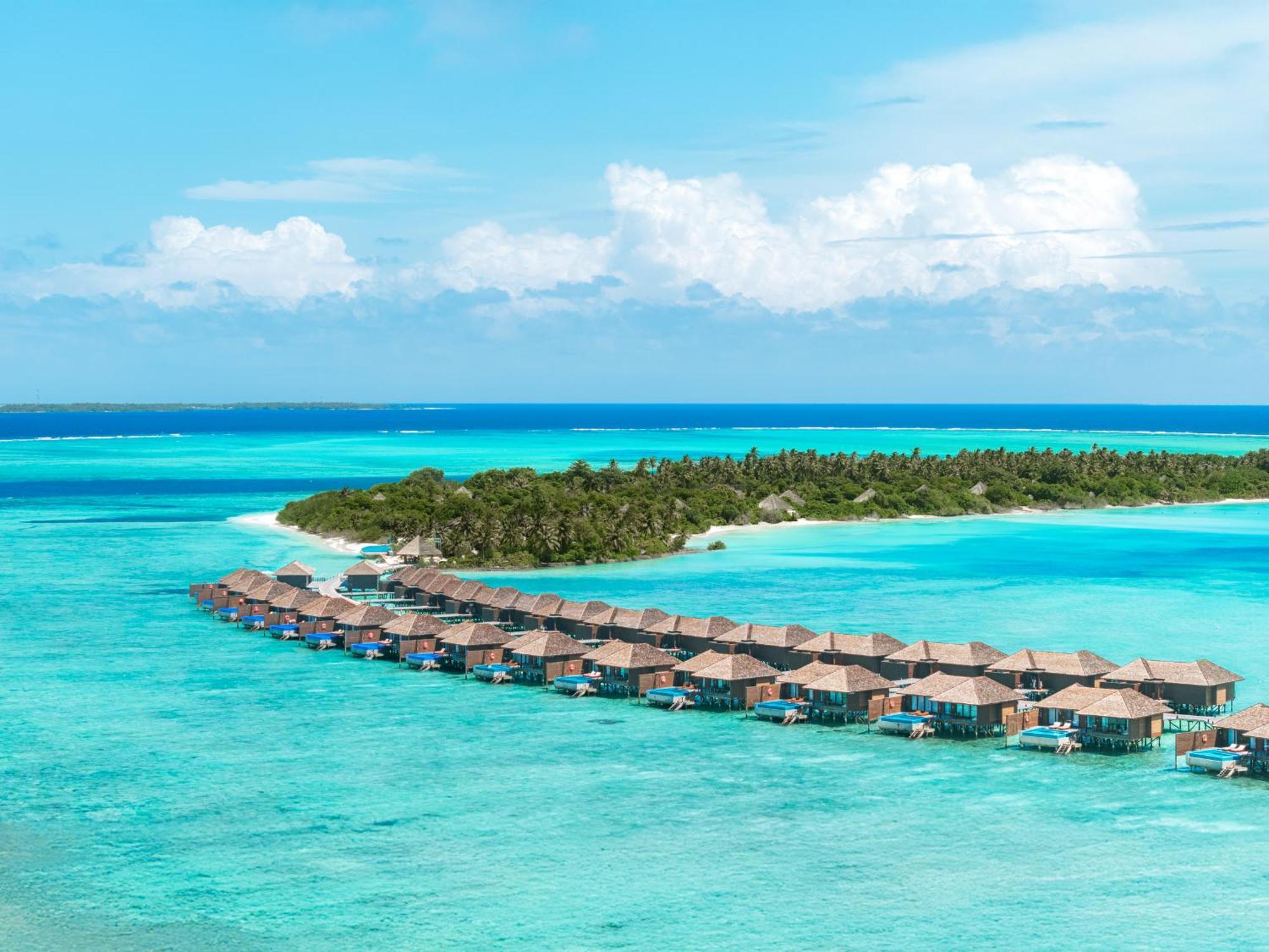 Deluxe Water Villa Private Pool Complimentary Floating once per stays until 30 November 2026