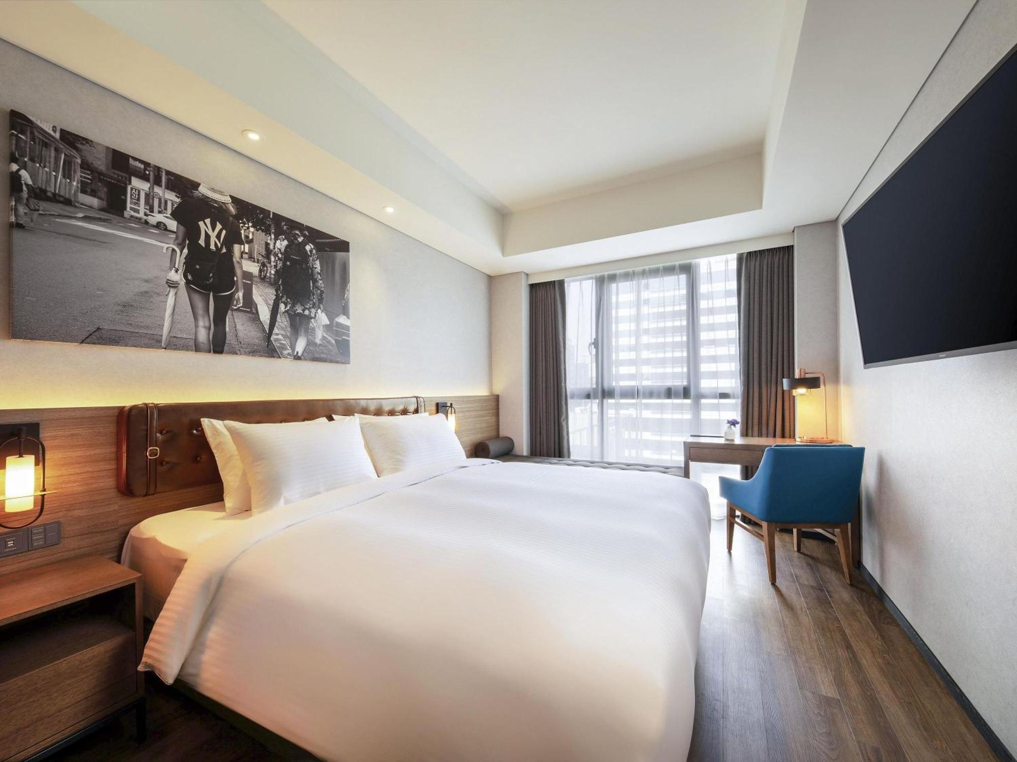 Superior King Room