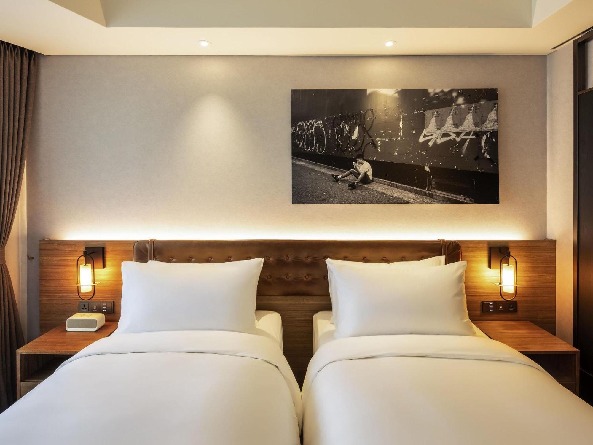 Superior Deluxe Twin Room Balcony