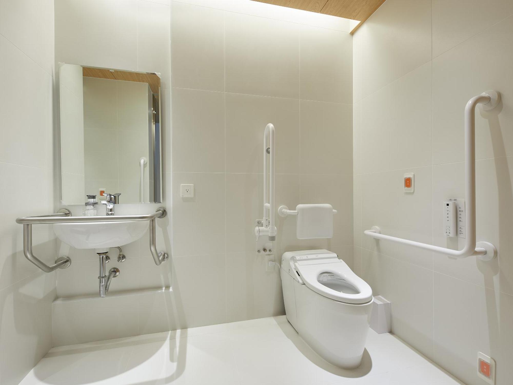 Accessible 1 bed Queen