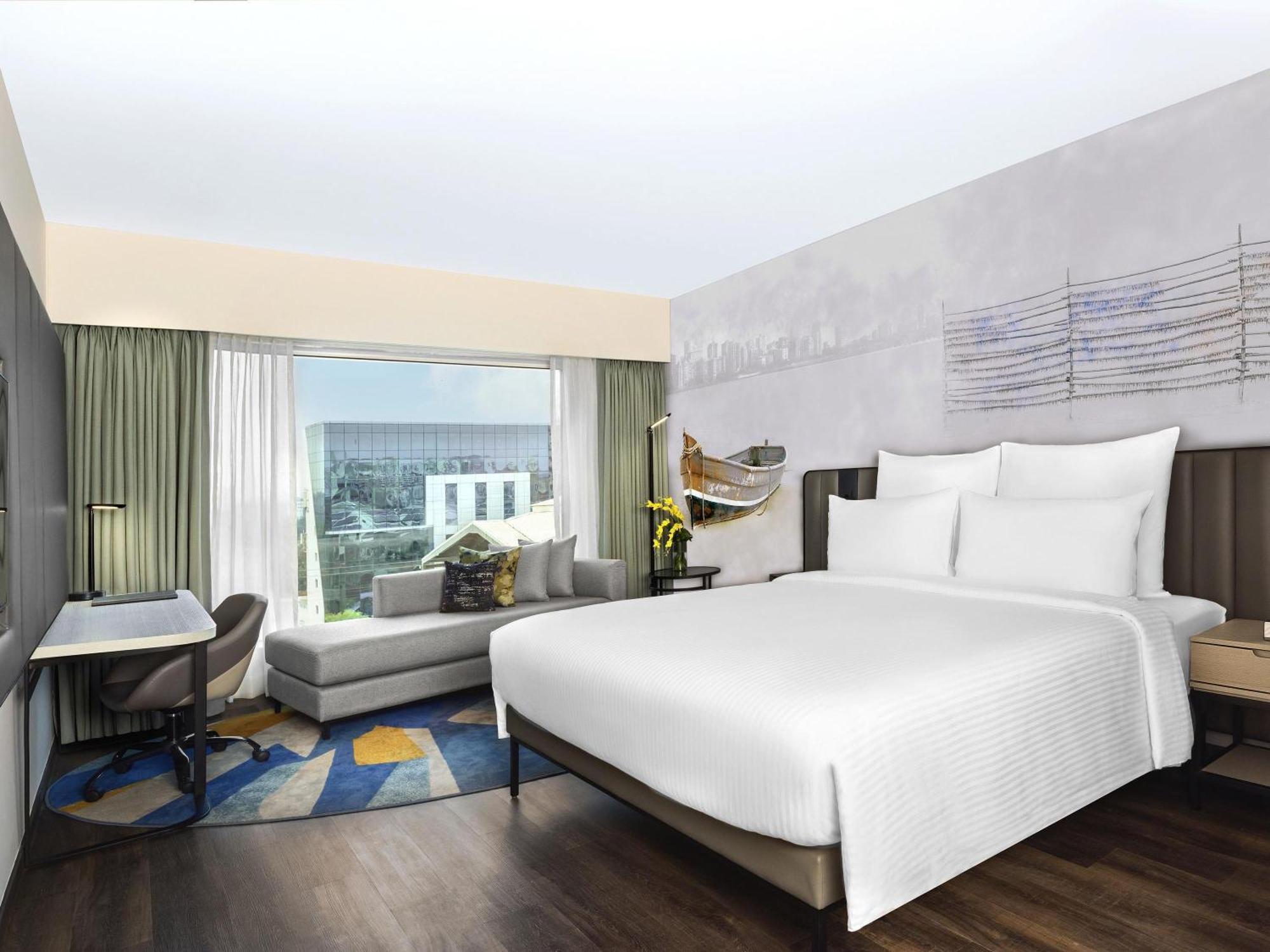 Deluxe King Room 11 Happy Hours from 5pm to 7 pm on select beverages on Spa on select packages Laundry Food & Soft Beverages