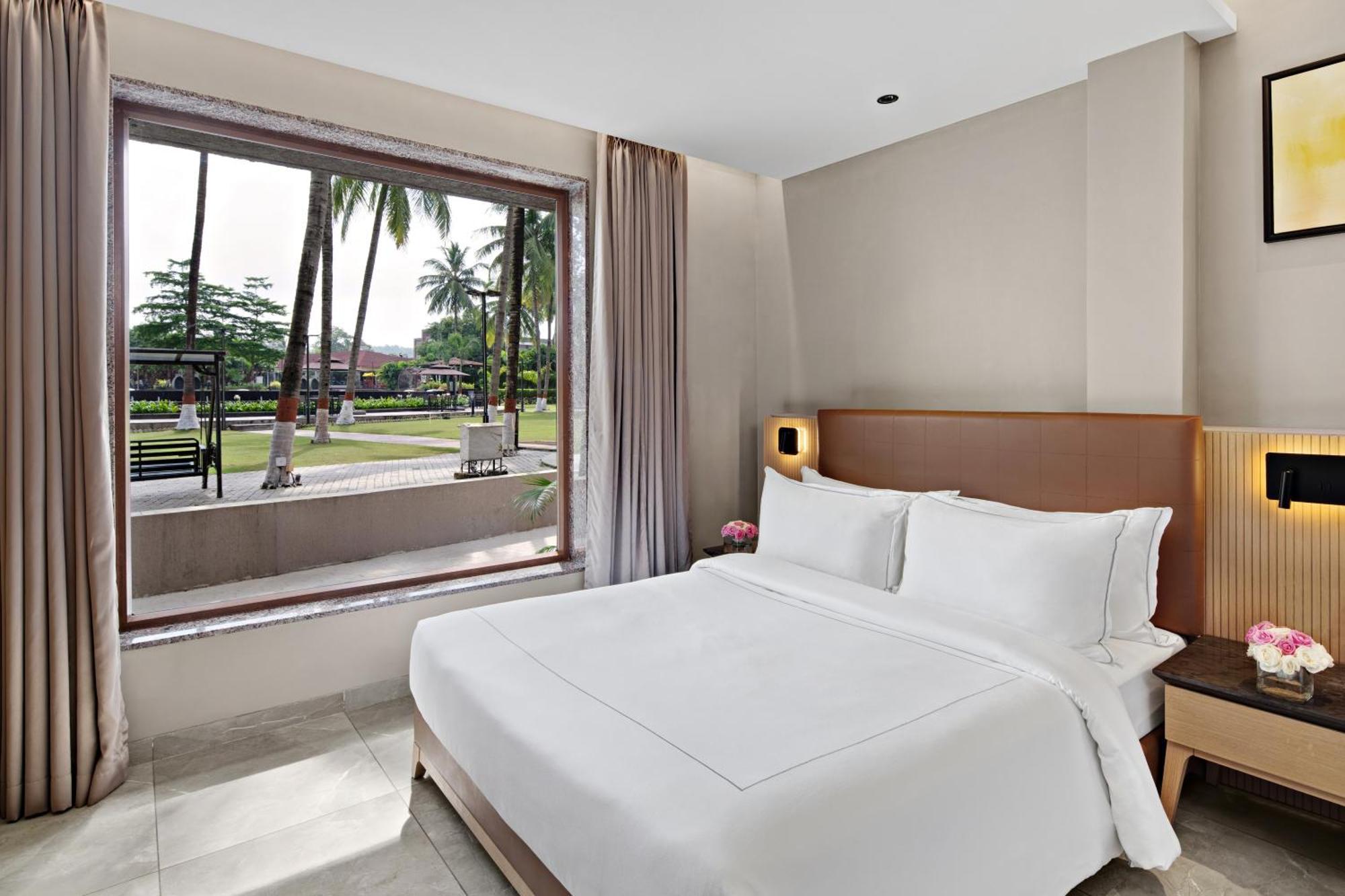 Superior Deluxe Garden View Room