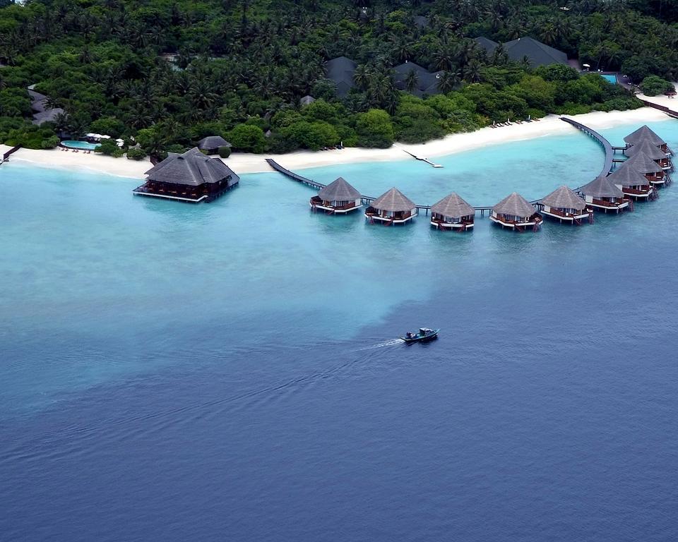 Water Villa with Jacuzzi – Personal Butler Service | Exclusive Sea Plane Lounge Access | Complimentary Candle Lit Dinner per Stay | Premium Beverages