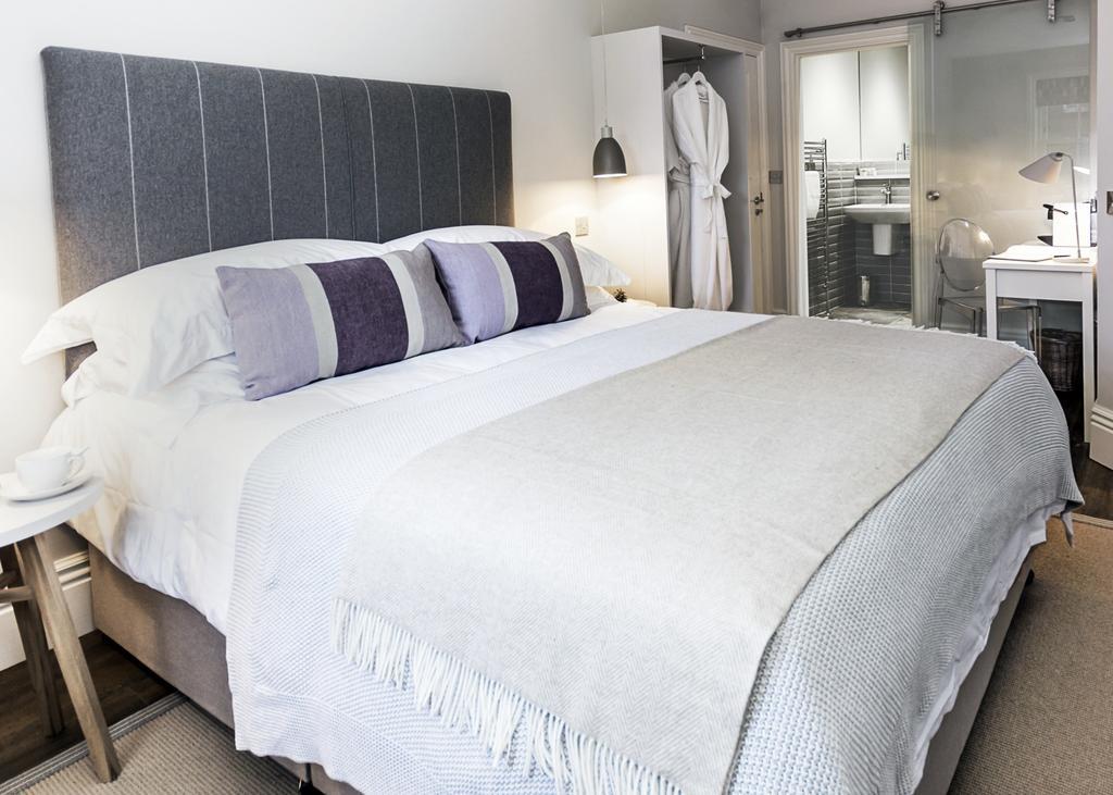 Deluxe King Room - Pigeon's Loft