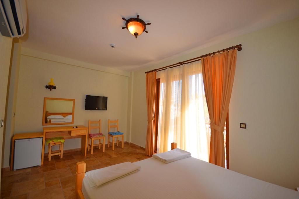 Triple Duplex Room