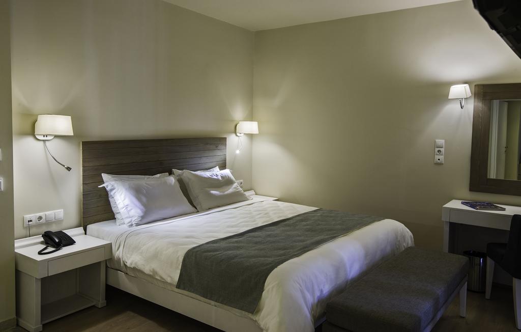 Two-Bedroom Suite Sea View