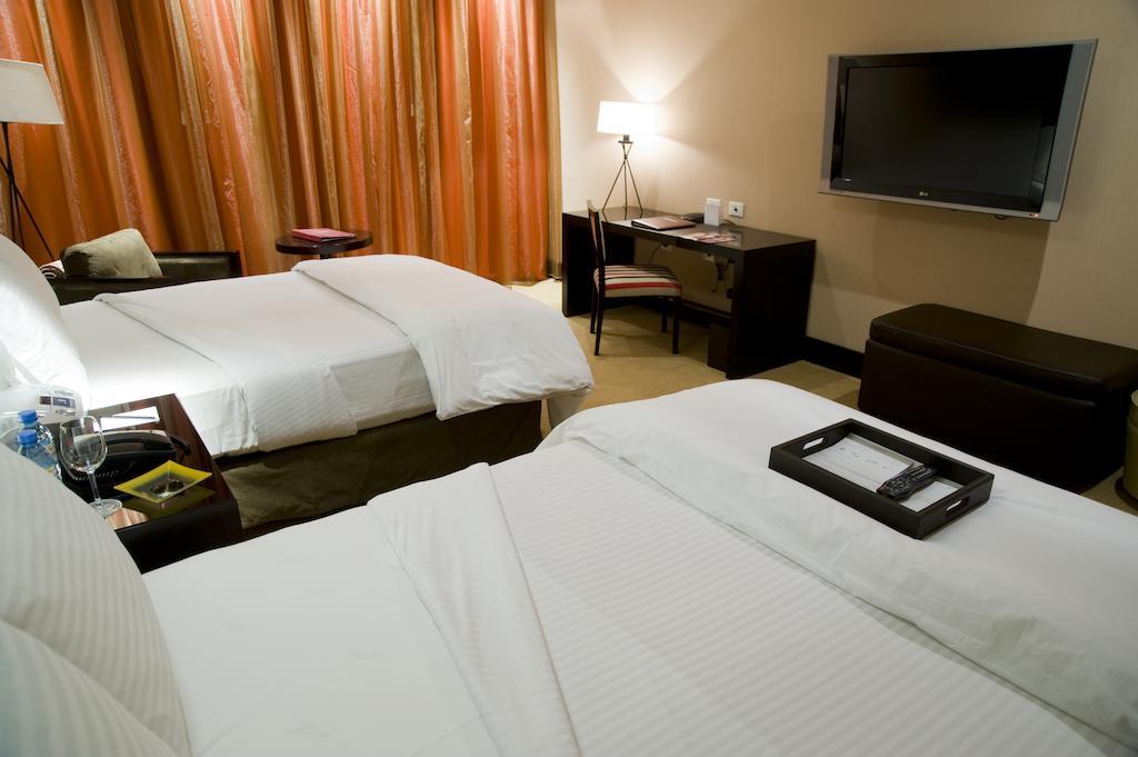 Superior Queen Room with Two Queen Beds