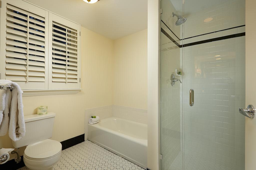Double or Double Room City View