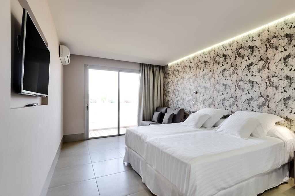 Double Room,126121104:JPEG