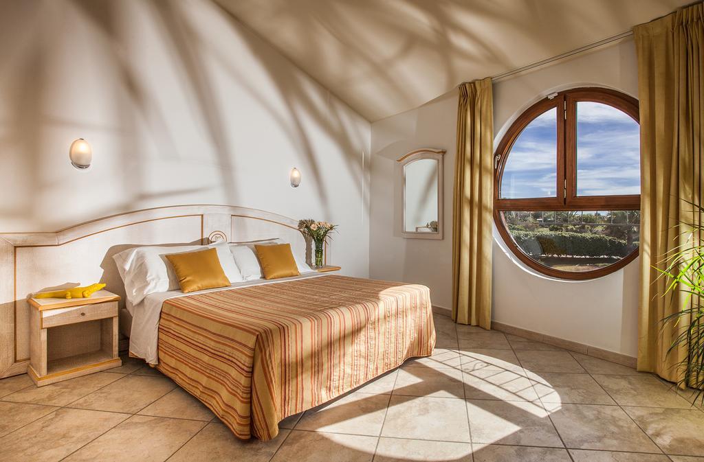 Double Room,814176866:JPEG