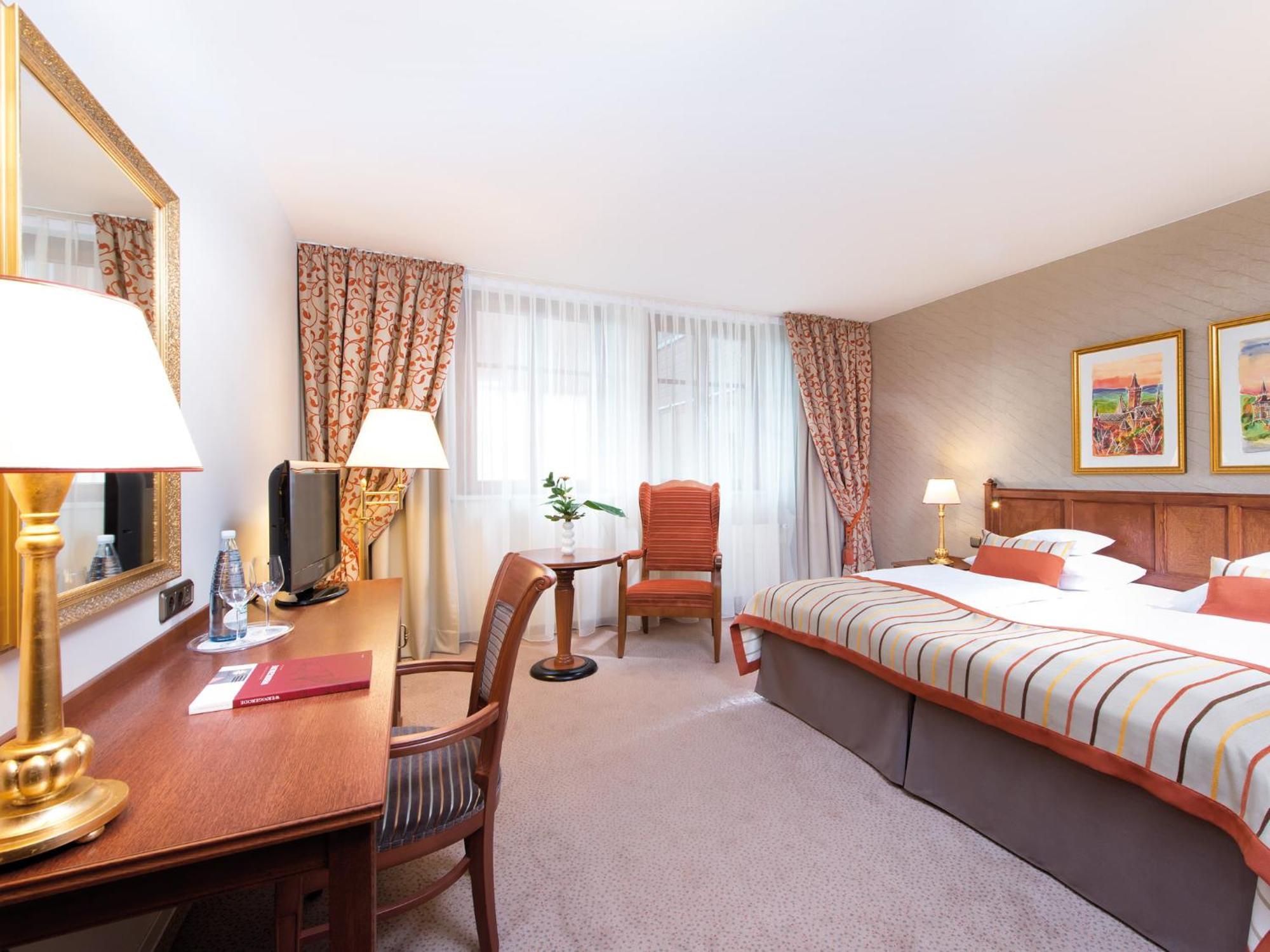 Superior Double Room,702474151:JPEG