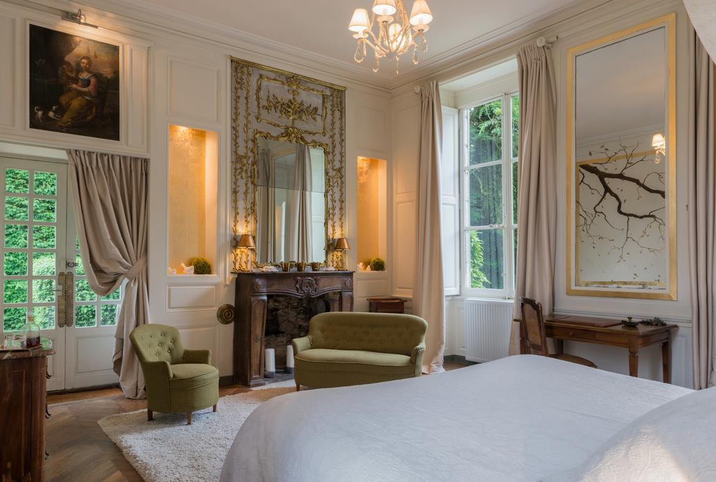 Deluxe Queen Suite