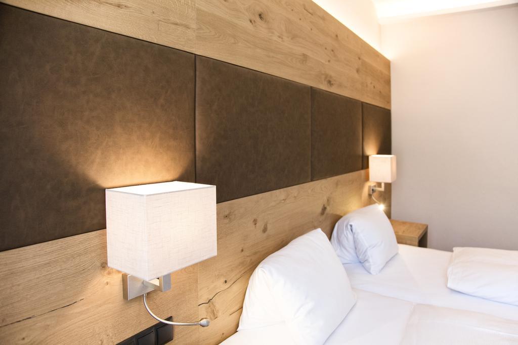 Deluxe Family Suite