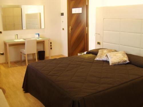 Comfort Double or Twin Room,685666485:JPEG