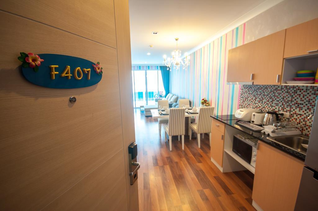 Royal Suite with Terrace and Lounge Access