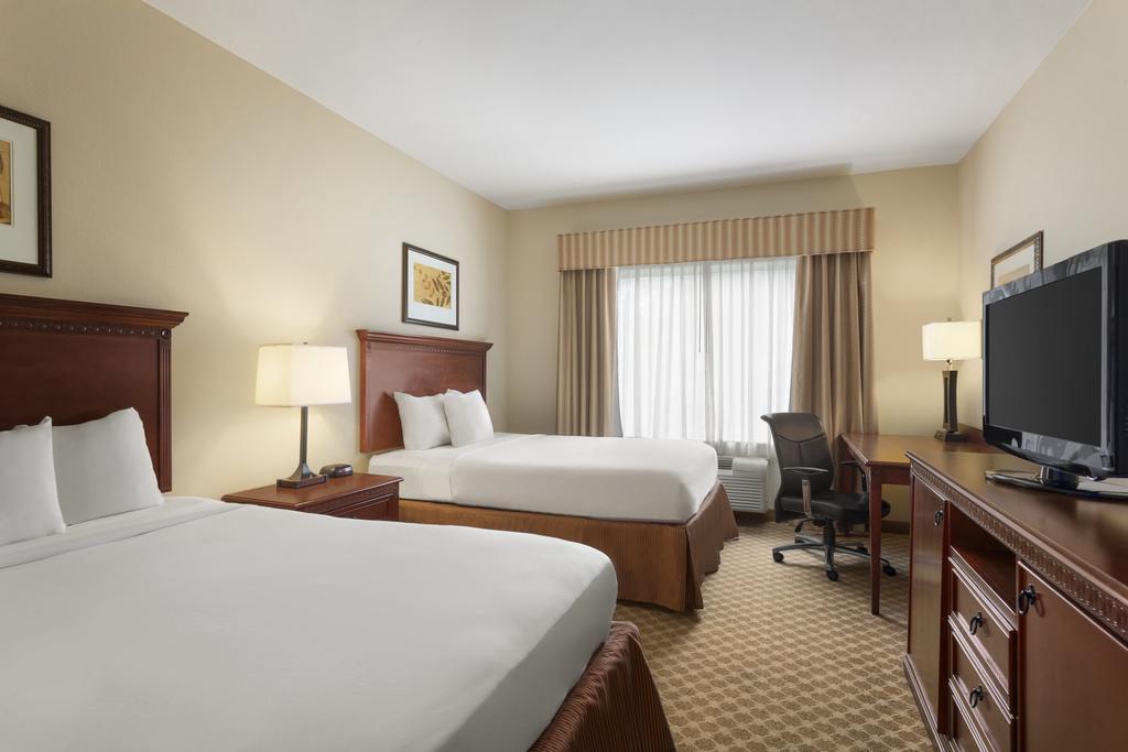 Queen Room with Two Queen Beds - Disability Access/Non-Smoking