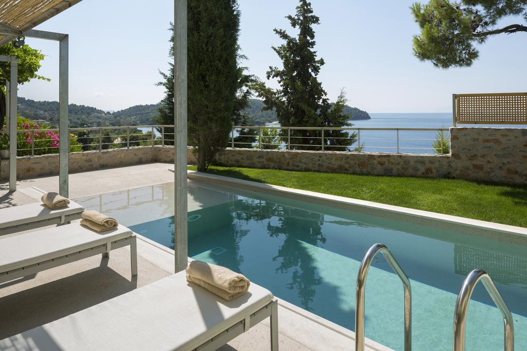 Junior Suite with Sea View & Private Pool,1022082232:JPEG