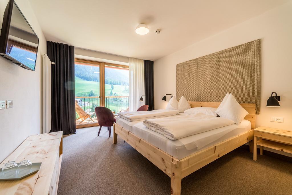 Double Room Balcony,1584543400:JPEG