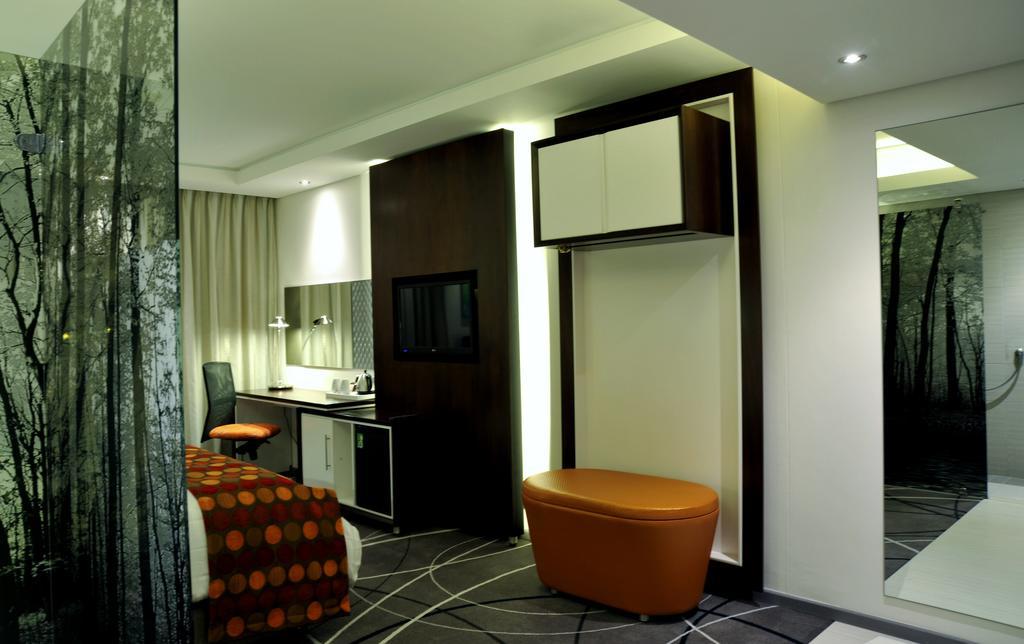 Standard Double or Twin Room,657620097:JPEG