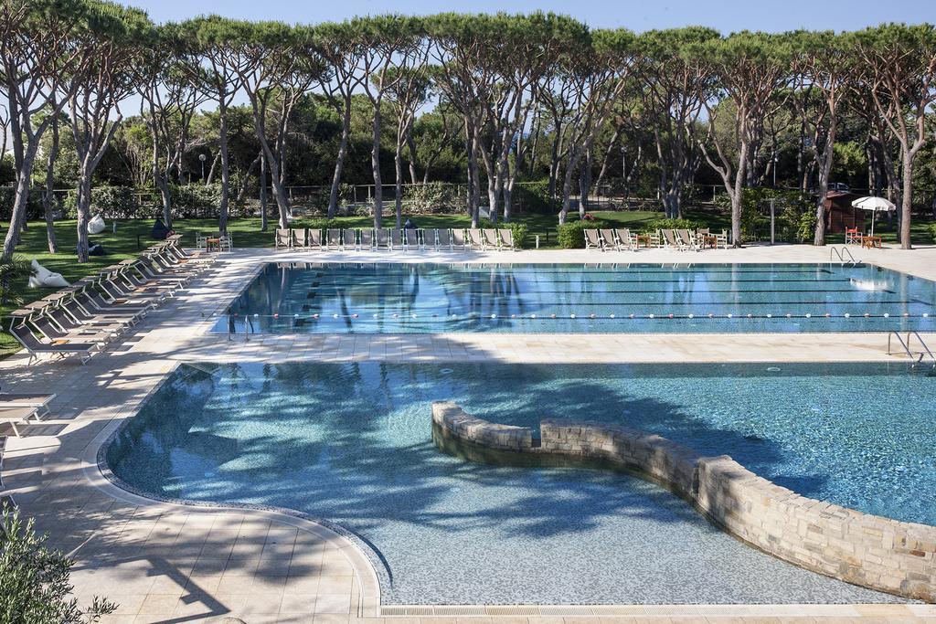 Exclusive Villa Spa Bath,664776969:JPEG