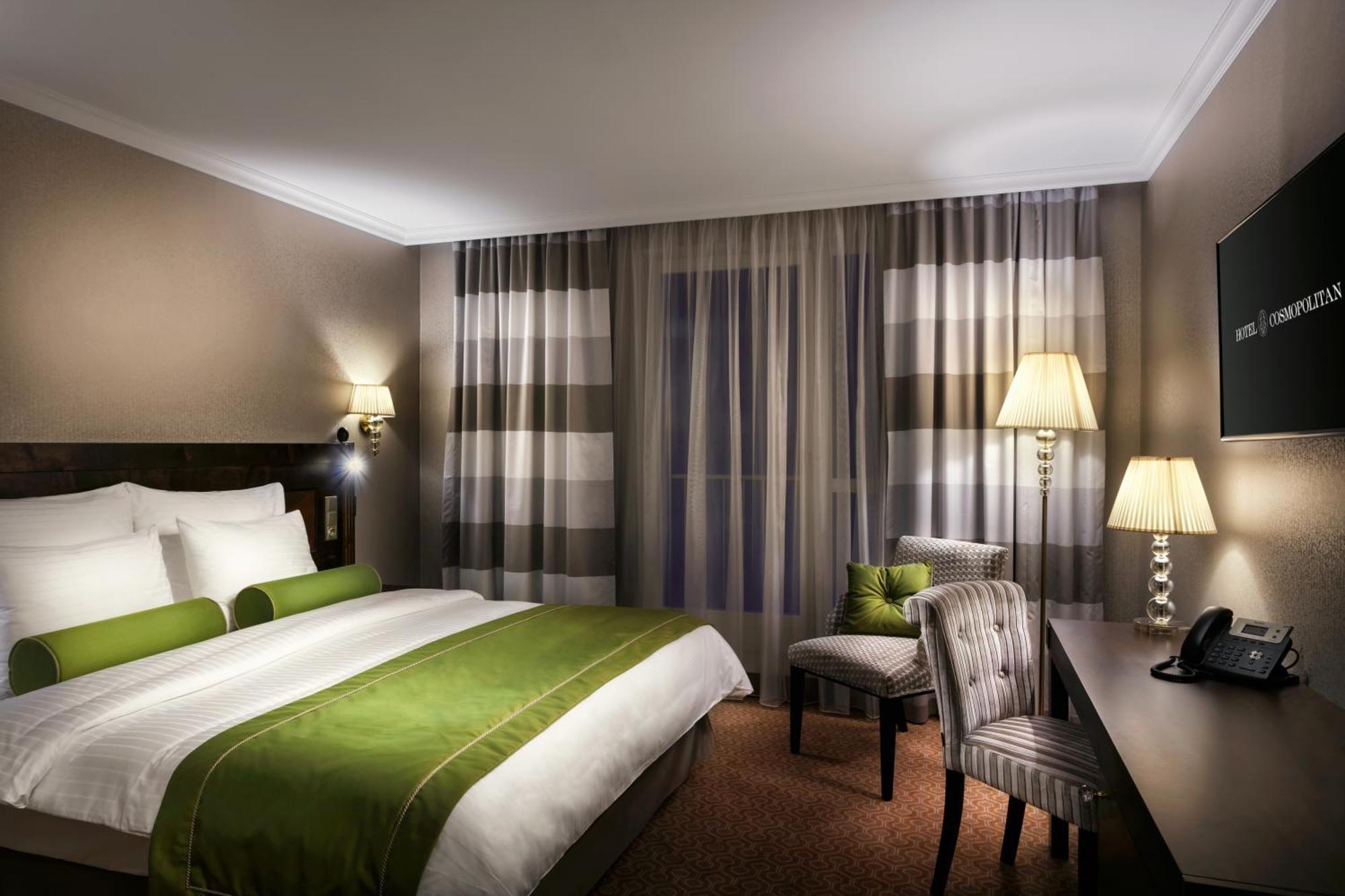 Deluxe Double or Twin Room