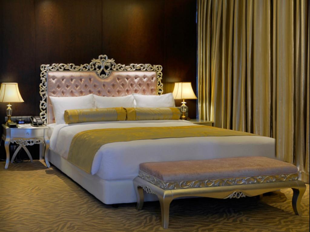 Royal Suite