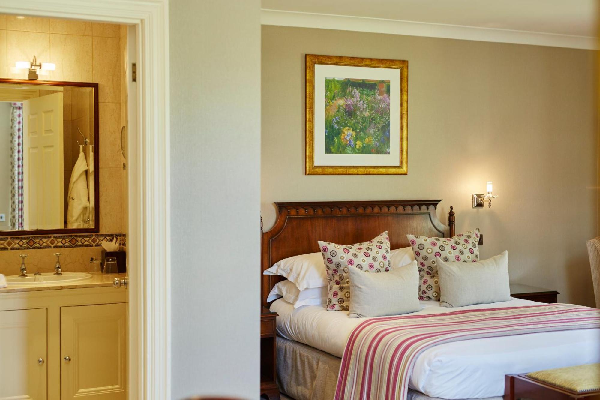 Superior Classic Room,1445681179:JPEG