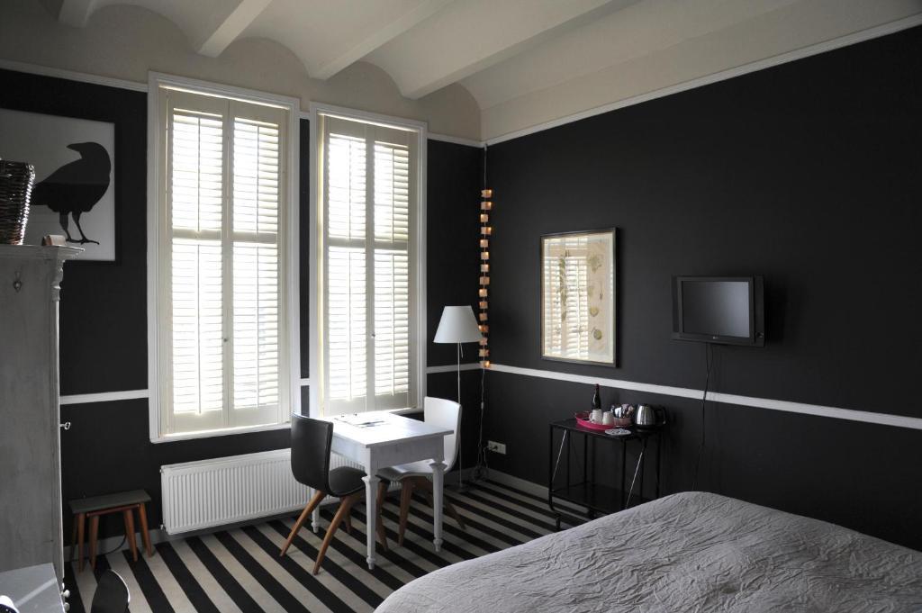 Doppelzimmer mit Dusche (Turm)