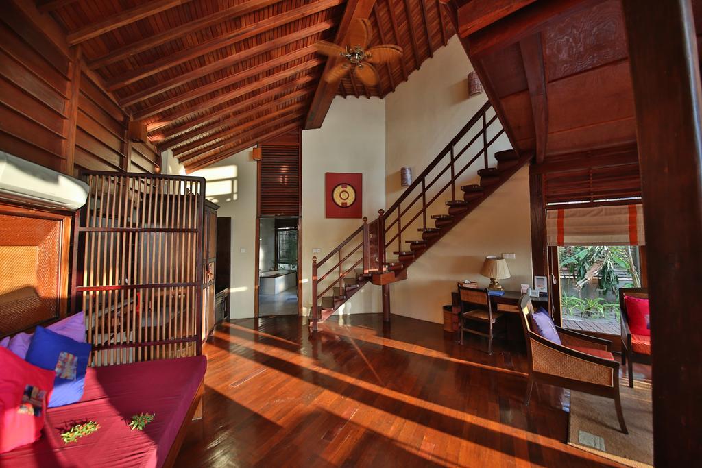 Grand Cabana with Sea View
