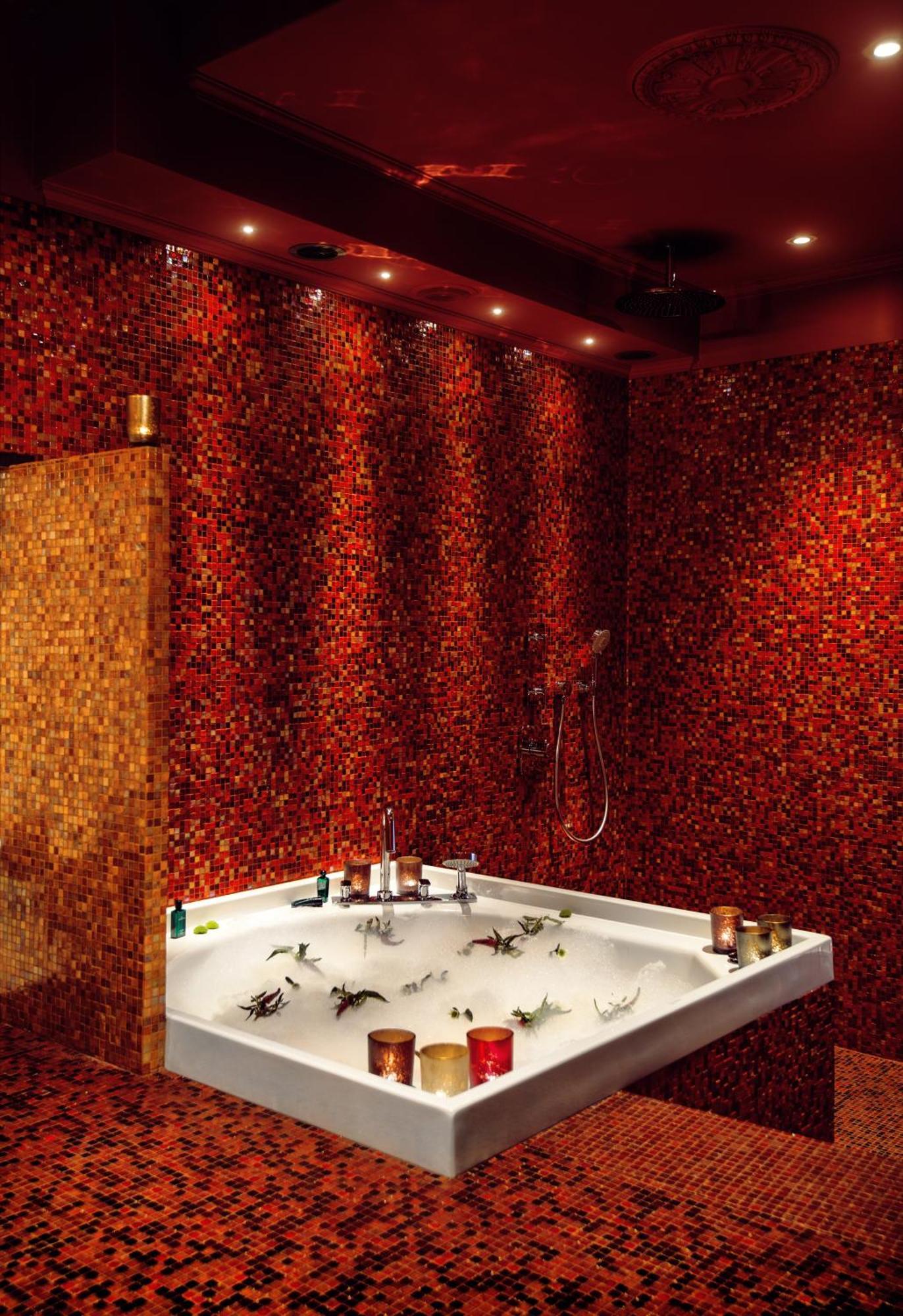 Large Exclusive Double Room,460469886:JPEG