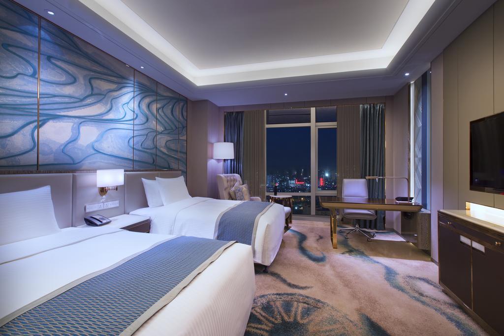 Grand Deluxe Twin Room