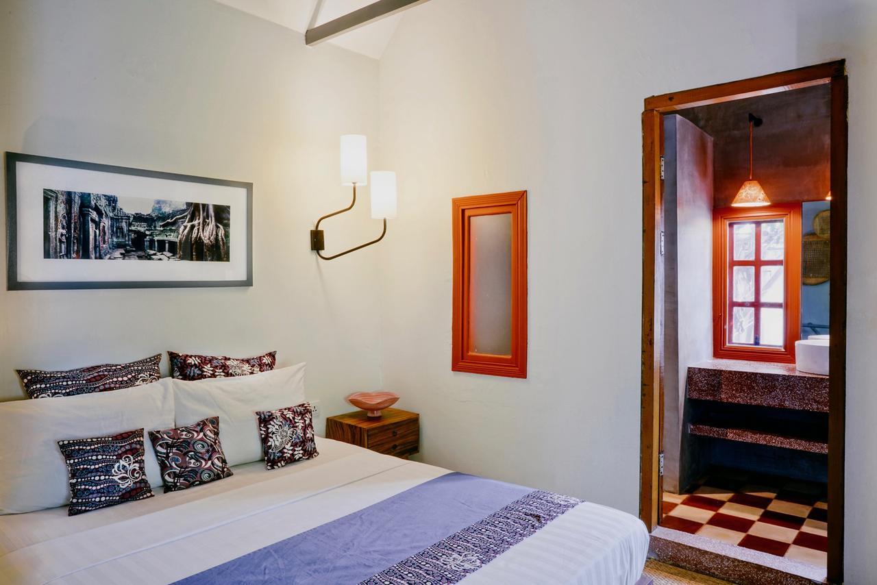 Twin Room with Balcony