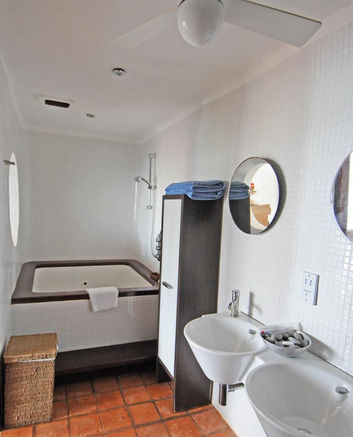 King Suite with Spa Bath