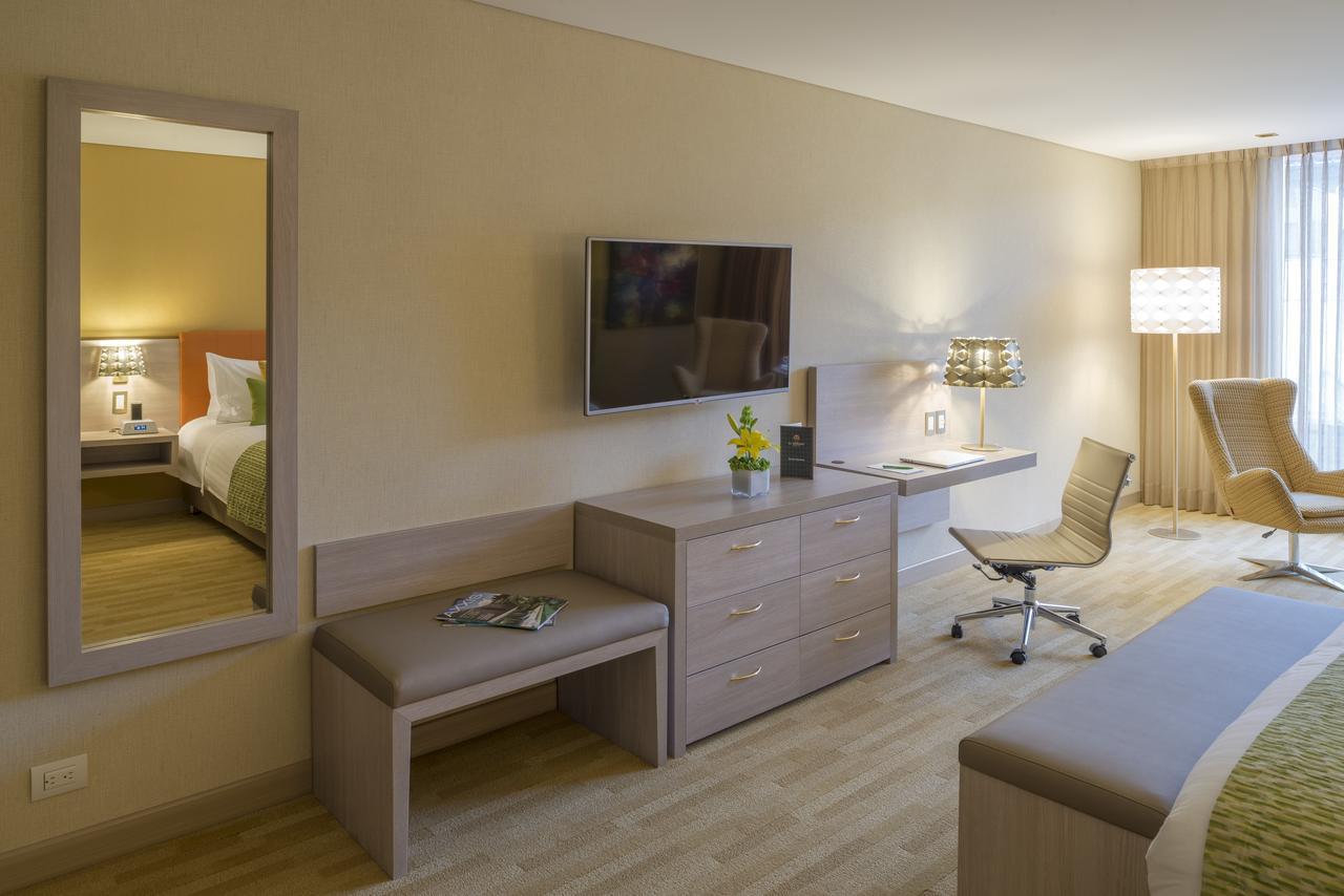 Deluxe King Room,517750266:JPEG